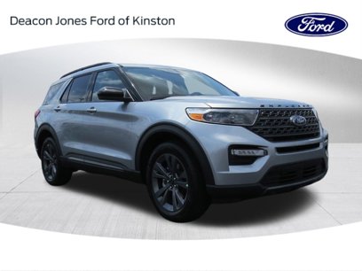 New 2024 Ford Explorer XLT w/ Equipment Group 202A