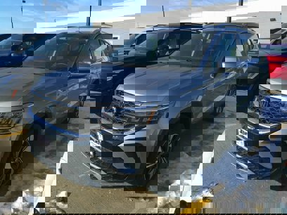 New 2024 Volkswagen Taos SE