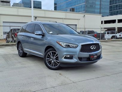 Used 2017 INFINITI QX60 FWD w/ Deluxe Technology Package