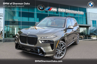 New 2025 BMW X7 xDrive40i w/ M Sport Package