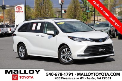 Certified 2022 Toyota Sienna XLE