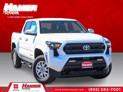 New 2025 Toyota Tacoma SR5