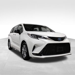 Used 2023 Toyota Sienna XSE