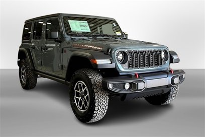 New 2025 Jeep Wrangler Unlimited Rubicon w/ Technology Group