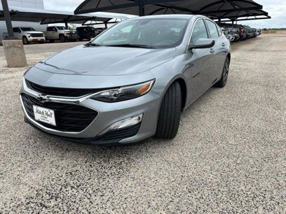 Used 2025 Chevrolet Malibu RS