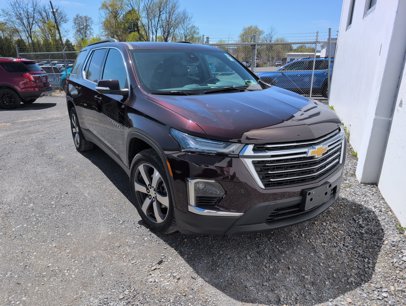 Used 2022 Chevrolet Traverse LT w/ LT Premium Package