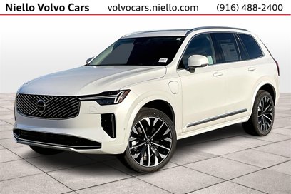 New 2025 Volvo XC90 T8 Plus w/ Protection Package Premier