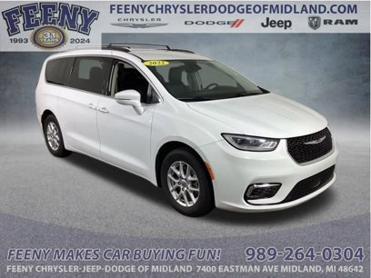 Used 2022 Chrysler Pacifica Touring-L