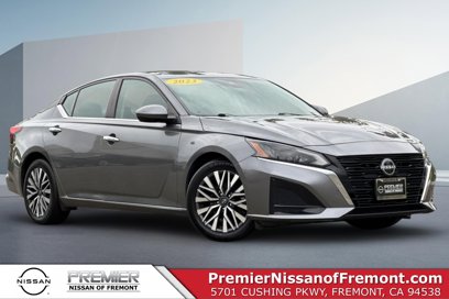 Used 2023 Nissan Altima 2.5 SV