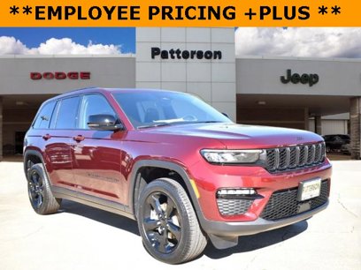 New 2025 Jeep Grand Cherokee Limited w/ Black Appearance Package