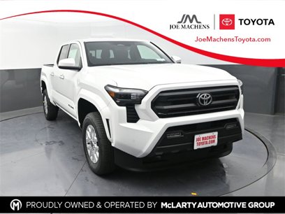New 2025 Toyota Tacoma SR5