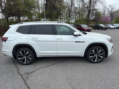 New 2025 Volkswagen Atlas SEL Premium R-Line
