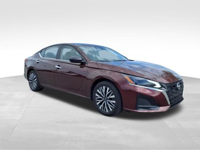 Used 2024 Nissan Altima 2.5 SV