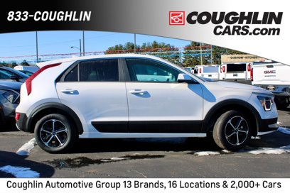 New 2025 Kia Niro LX