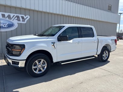 New 2025 Ford F150 XLT w/ Equipment Group 301A Standard