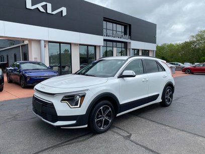 Used 2023 Kia Niro EX