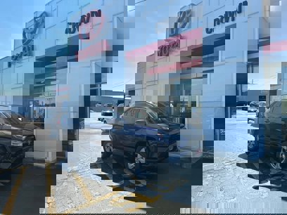 New 2025 Toyota RAV4 XLE
