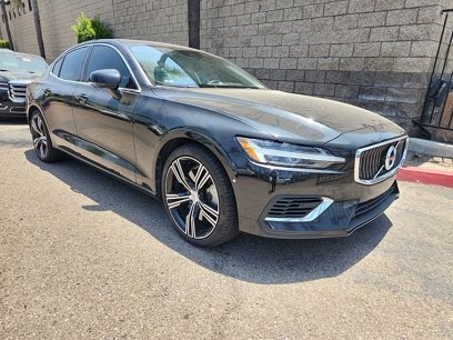 Used 2021 Volvo S60 T8 Inscription w/ Climate Package