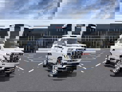 New 2025 GMC Yukon XL Denali w/ Sun & Power Step Package