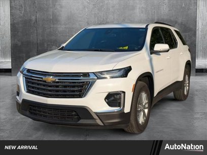 Used 2023 Chevrolet Traverse LT