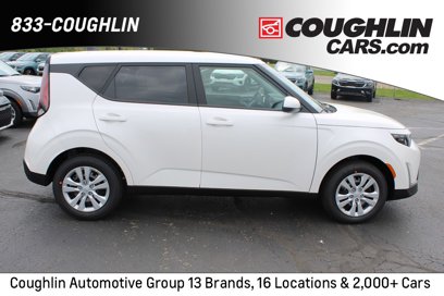 New 2025 Kia Soul LX
