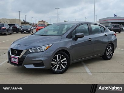 Used 2020 Nissan Versa SV w/ Trunk Package