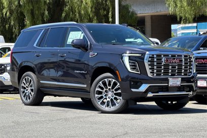 New 2025 GMC Yukon Denali w/ Sun & Power Step Package
