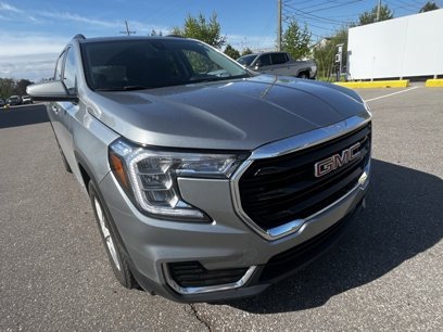 Certified 2023 GMC Terrain SLE w/ Driver Convenience Package