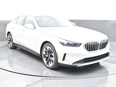 New 2025 BMW 530i w/ Premium Package