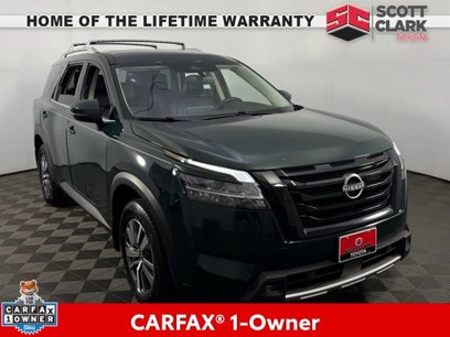 Used 2022 Nissan Pathfinder SL w/ SL Black Package