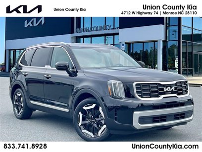 Used 2023 Kia Telluride S w/ S Sunroof Package