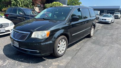 Used 2014 Chrysler Town & Country Touring