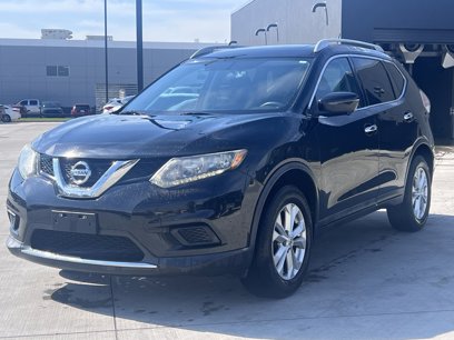 Used 2016 Nissan Rogue SV w/ SV Premium Package