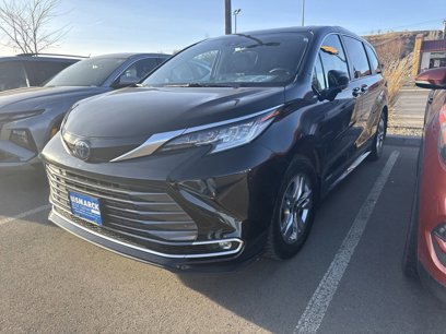 Used 2021 Toyota Sienna Limited