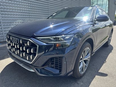 New 2025 Audi Q8 Premium