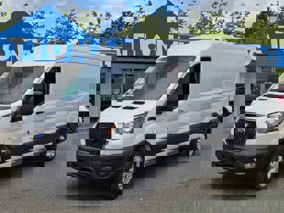 New 2025 Ford Transit 250 148 Medium Roof