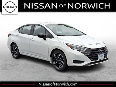 New 2025 Nissan Versa SR w/ Trunk Package