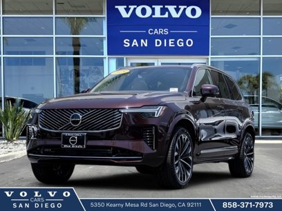 New 2025 Volvo XC90 B5 Core