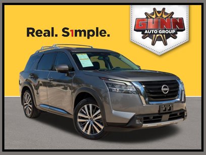 Used 2022 Nissan Pathfinder Platinum w/ Cargo Package