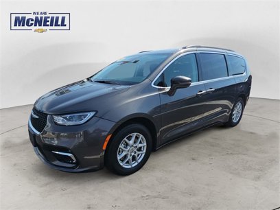 Used 2022 Chrysler Pacifica Touring-L