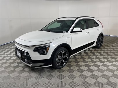New 2025 Kia Niro SX Touring