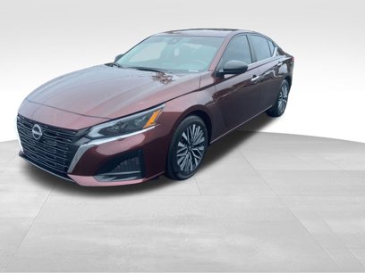 Used 2024 Nissan Altima 2.5 SV