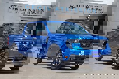 New 2025 Ford Maverick XLT w/ XLT Luxury Package