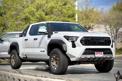 New 2025 Toyota Tacoma 4x4 Double Cab Hybrid