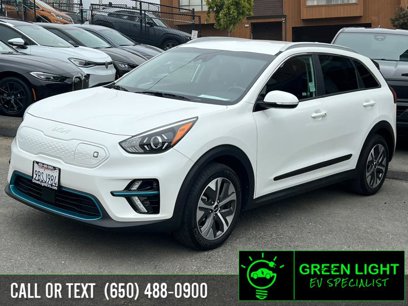 Used 2022 Kia Niro EX w/ Cold Weather Package