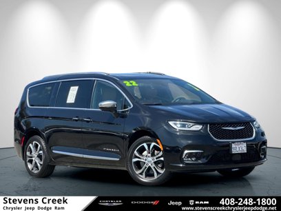 Used 2022 Chrysler Pacifica Pinnacle