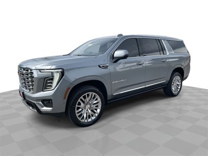 New 2025 GMC Yukon XL Denali w/ Sun & Power Step Package