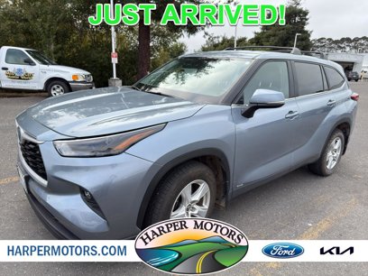 Used 2023 Toyota Highlander LE