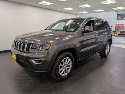 Used 2021 Jeep Grand Cherokee Laredo
