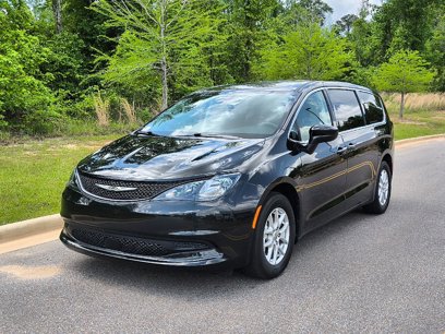 Used 2022 Chrysler Voyager LX